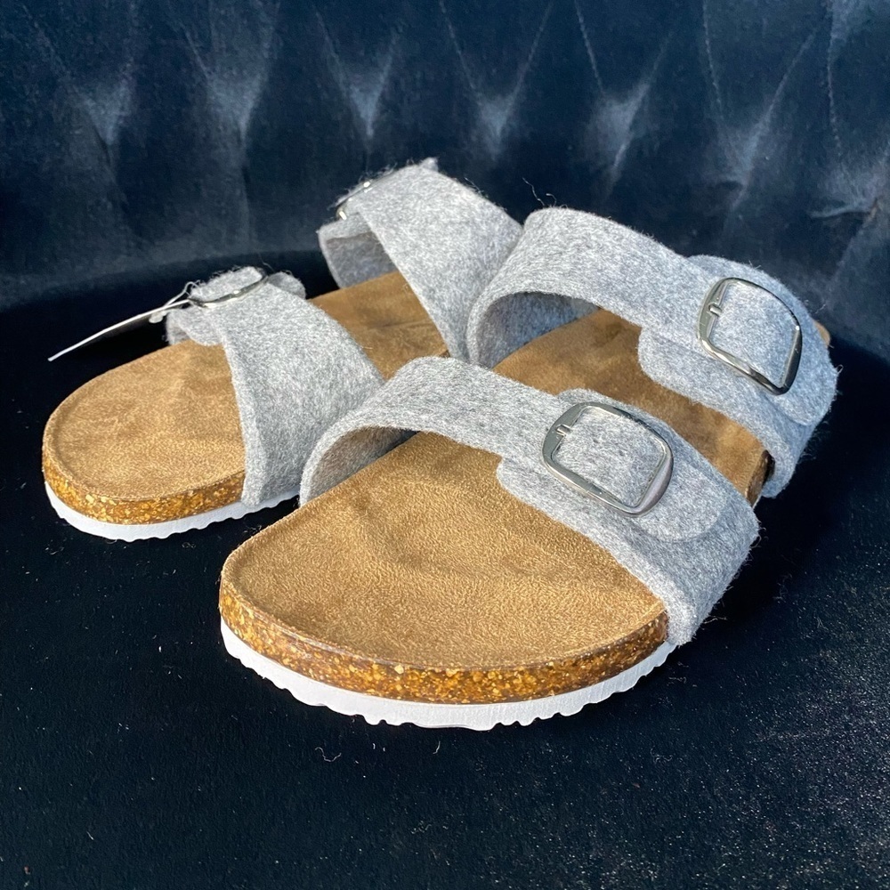 Time and Tru - Grey Lamb Slide Sandal
